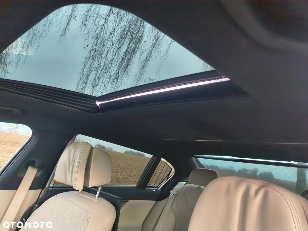BMW Seria 7 ver-740ld-xdrive - 28