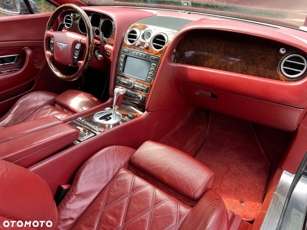 Bentley Continental GT - 14