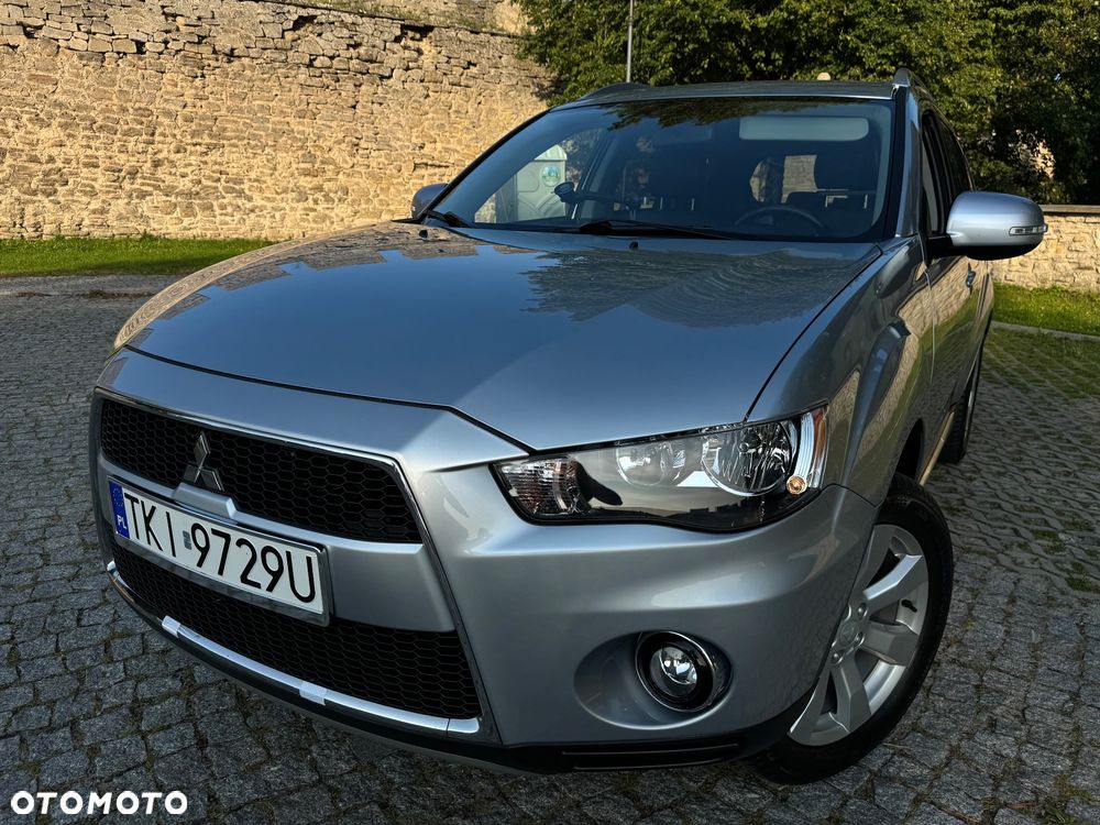 Mitsubishi Outlander 2.0 2WD Invite - 9