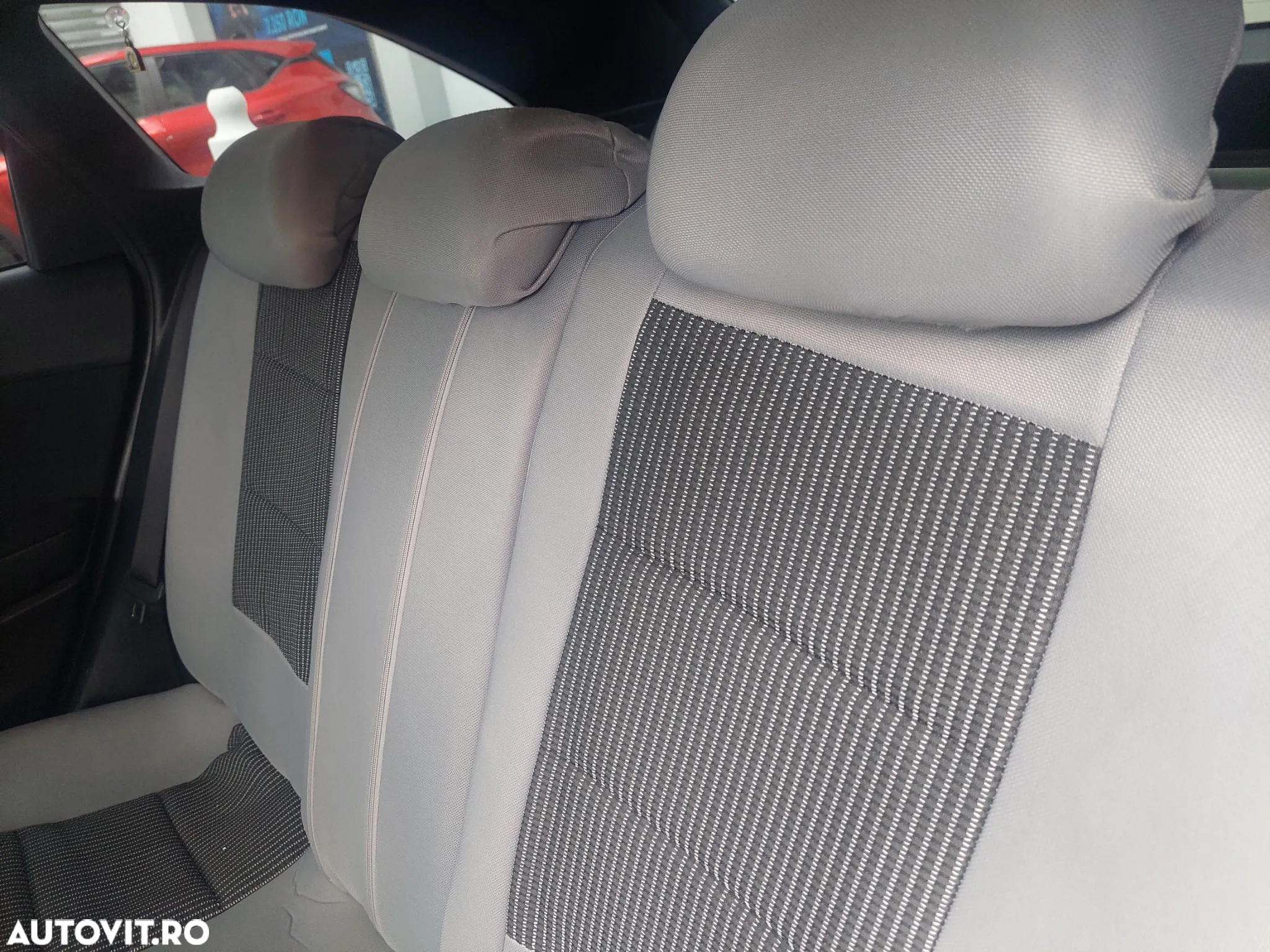 Kia Ceed - 31