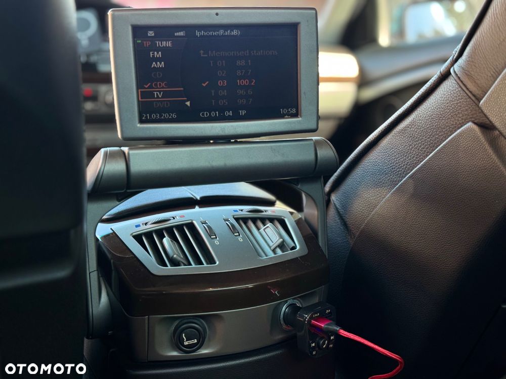 BMW Seria 7 750i L - 19