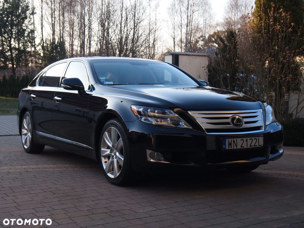 Lexus LS 600h L Superior - 8