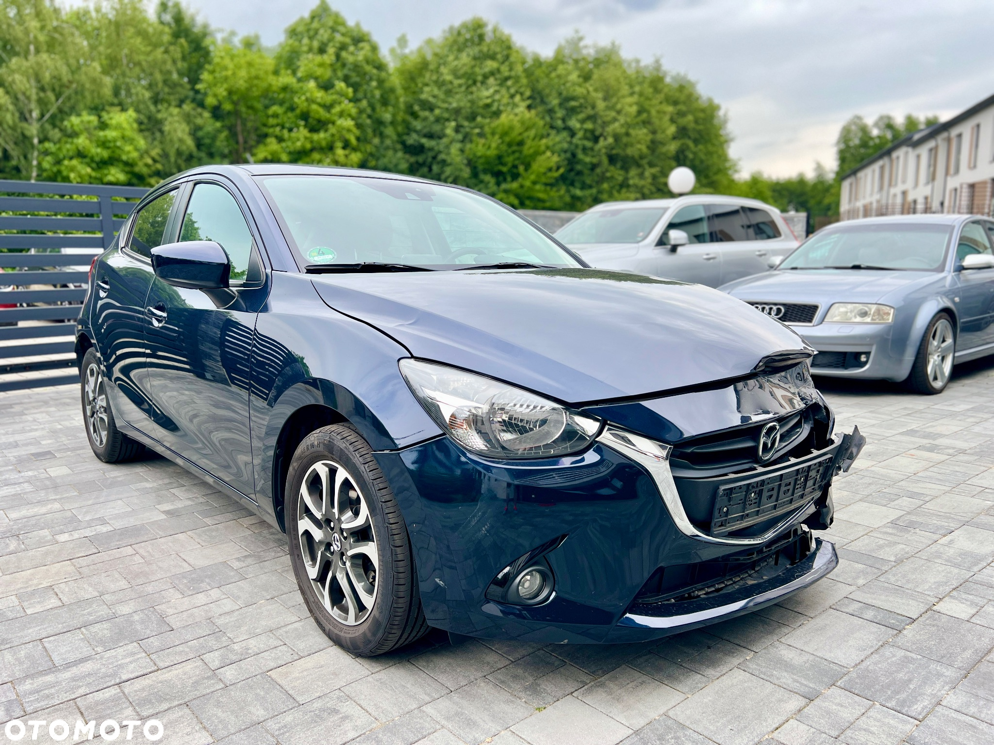 Mazda 2 SKYACTIV-G 90 Nakama - 2