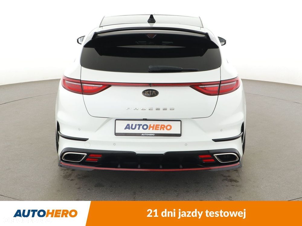 Kia ProCeed - 5