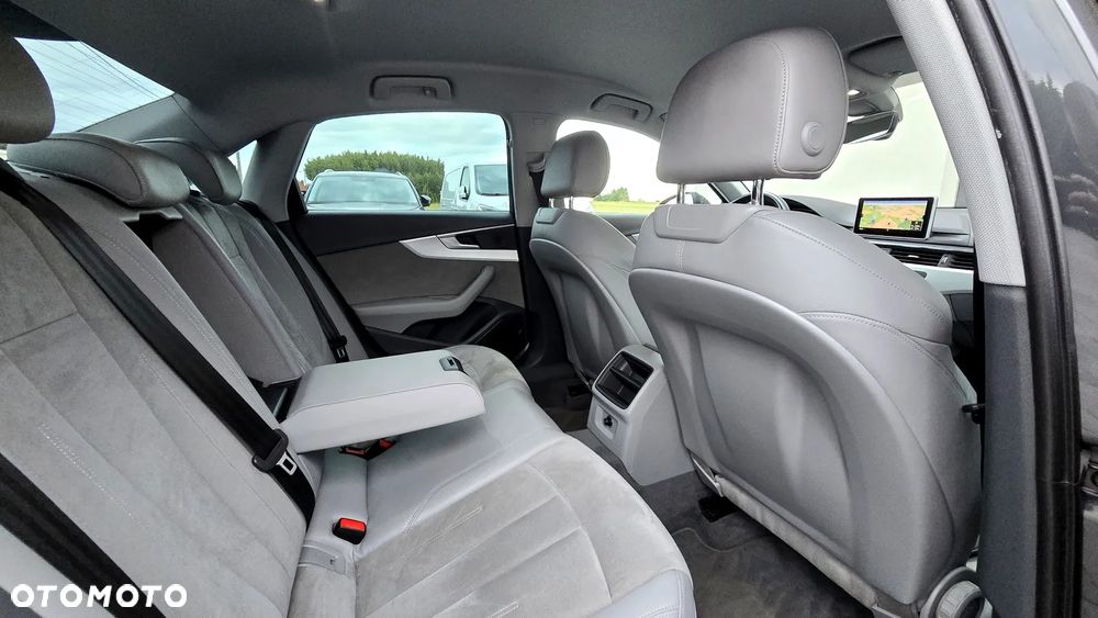 Audi A4 Limousine 2.0 TFSI quattro S tronic sport - 34