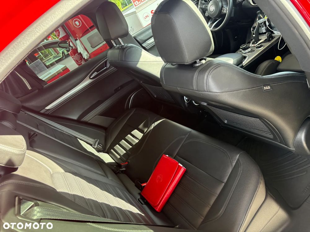 Alfa Romeo Stelvio 2.0 Turbo Veloce Q4 - 8