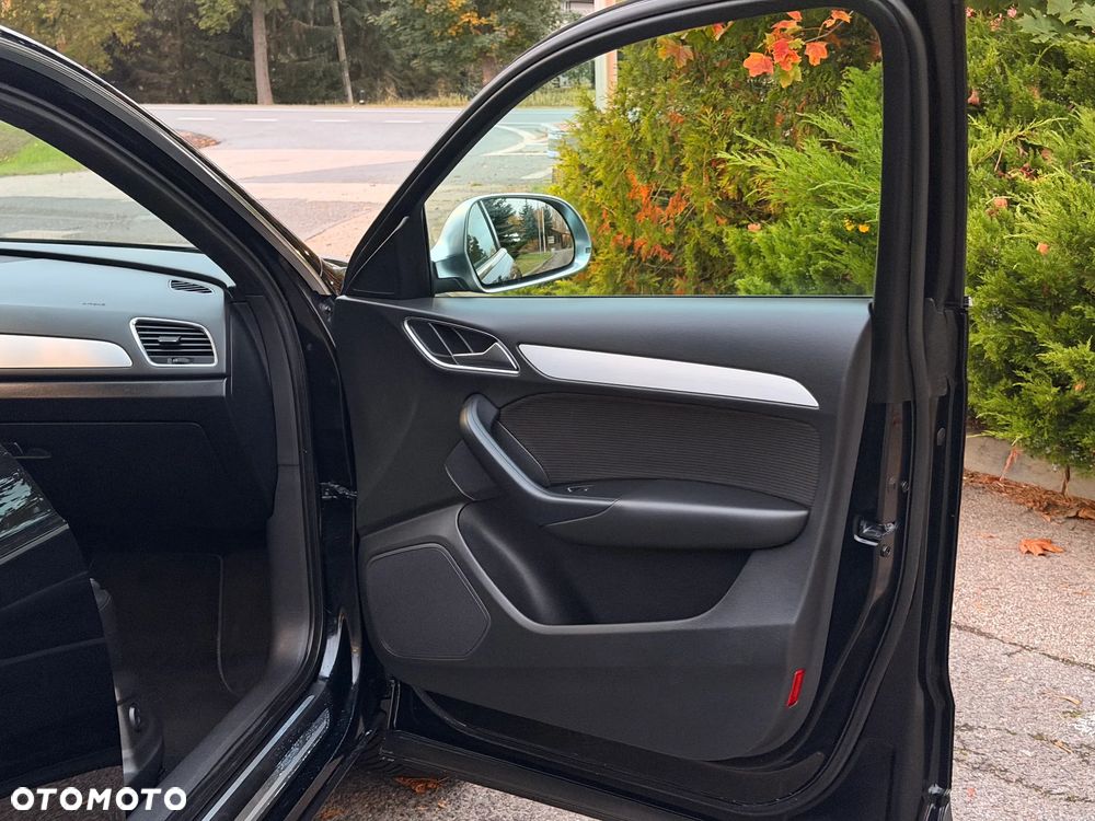Audi Q3 2.0 TDI Edycja Specjalna - 32