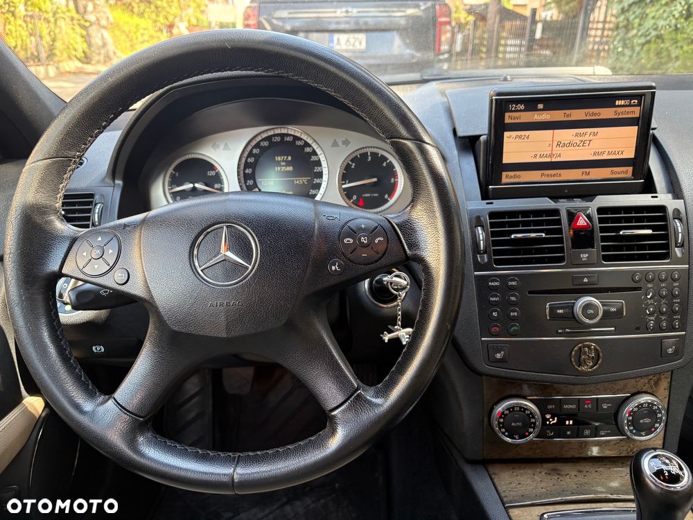 Mercedes-Benz Klasa C 220 CDI Avantgarde - 6