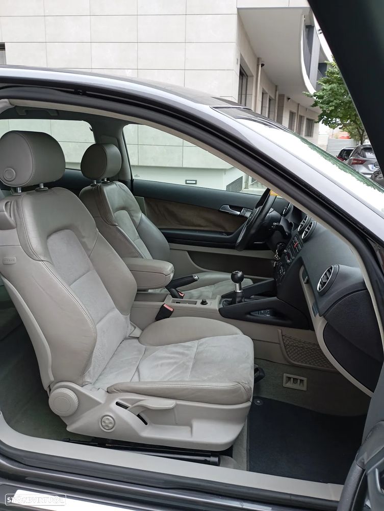 Audi A3 2.0 FSI Sport - 9