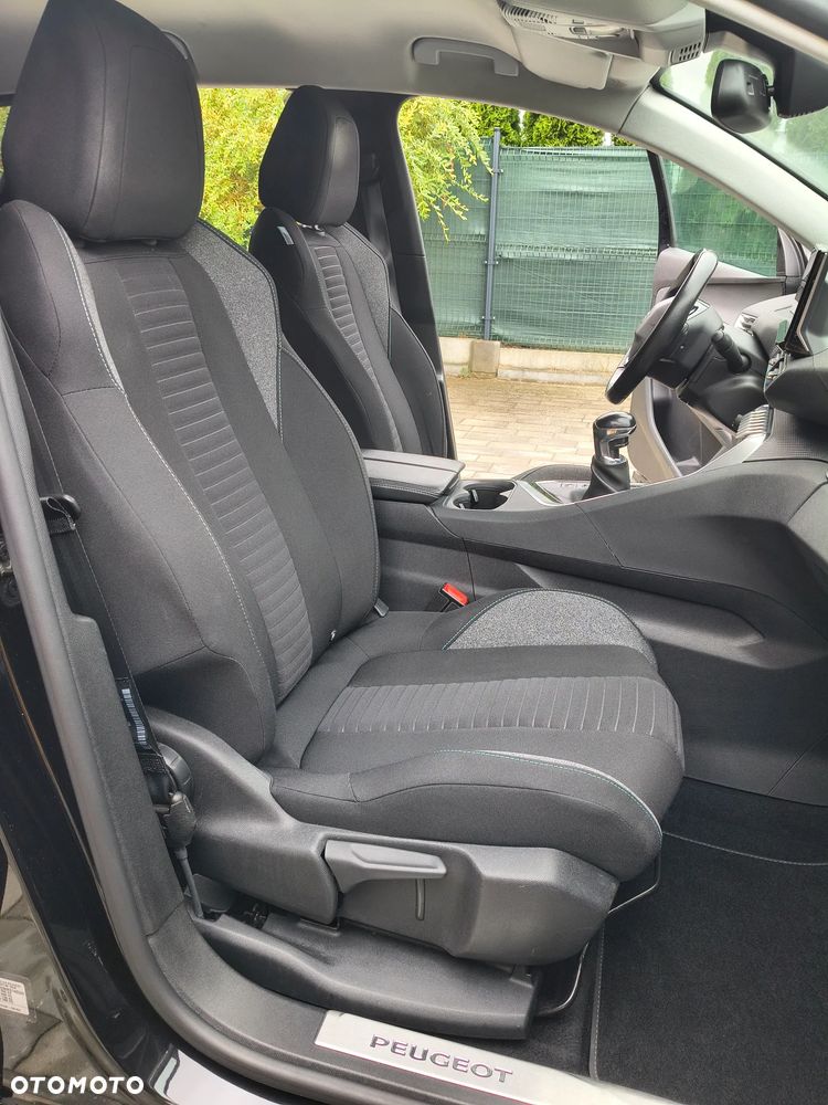 Peugeot 3008 - 13