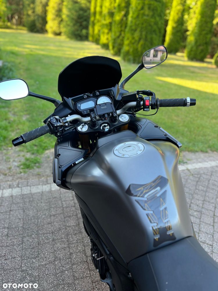 Yamaha FZ8 - 18