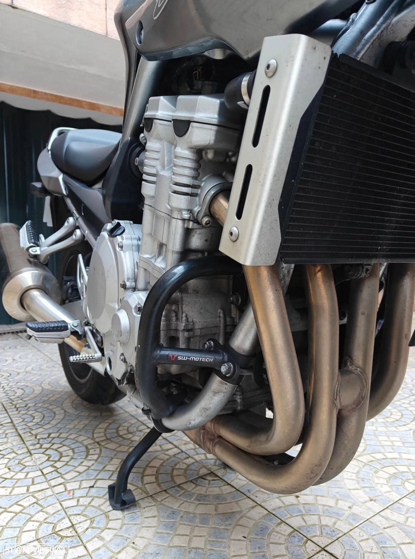 Suzuki Bandit S - 11