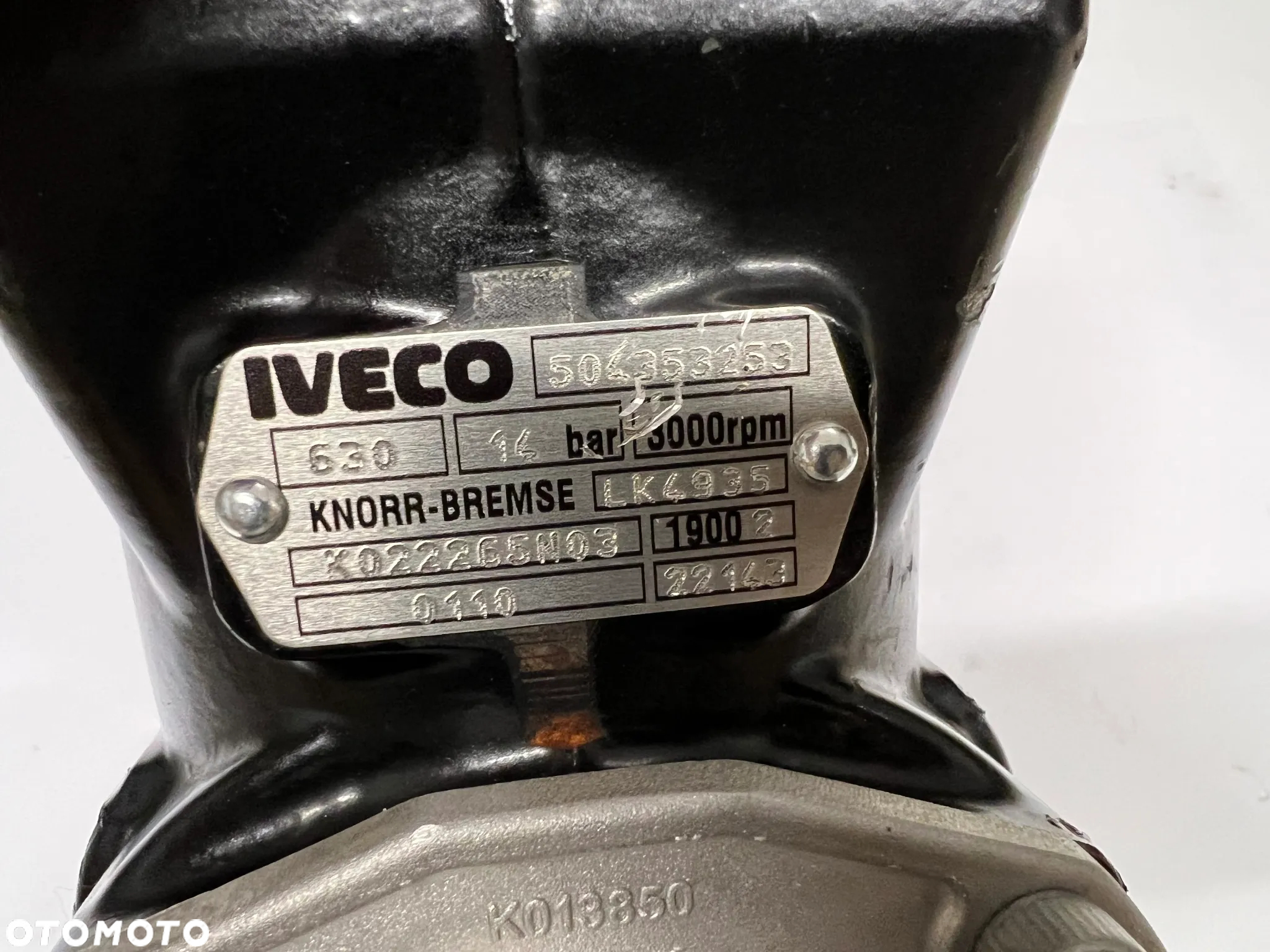 Iveco Starlis kompresor powietrza LK4935 504353253 nowy - 4