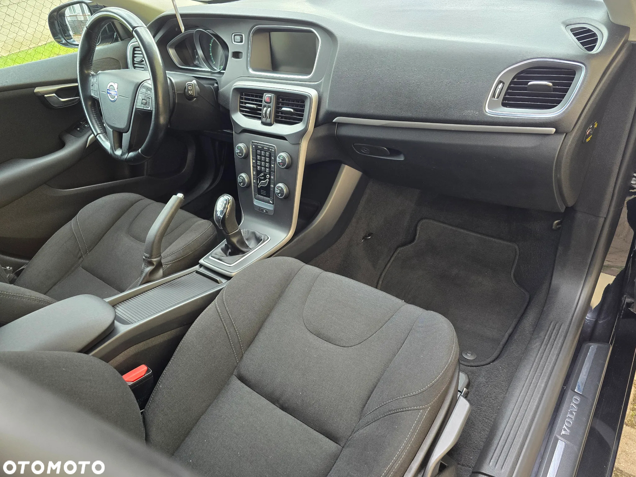 Volvo V40 T2 Kinetic - 10