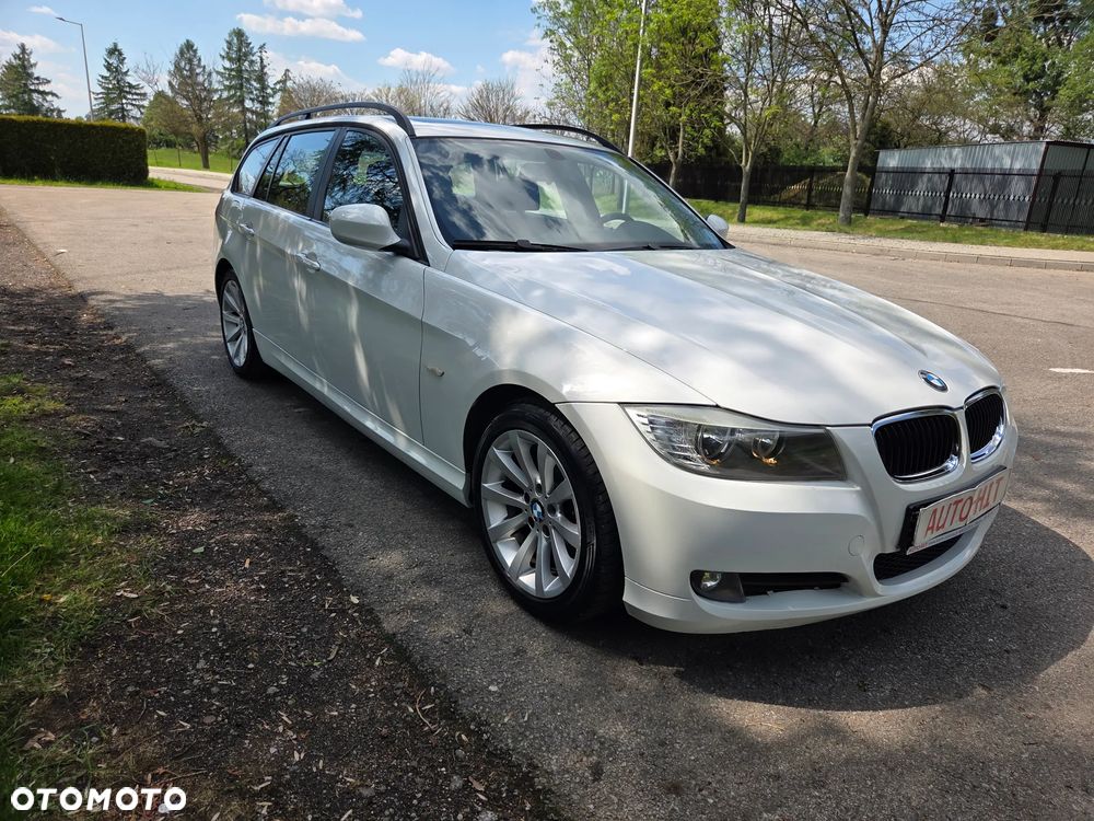 BMW Seria 3 318i Edition Exclusive - 3