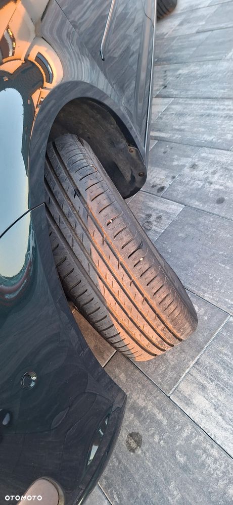 Volkswagen Touran 2.0 TDI DPF DSG Highline - 36