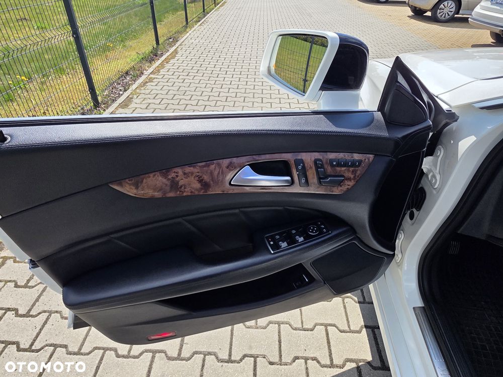 Mercedes-Benz CLS 350 CDI 4Matic DPF B.EFF 7G-TR Edition 1 - 21