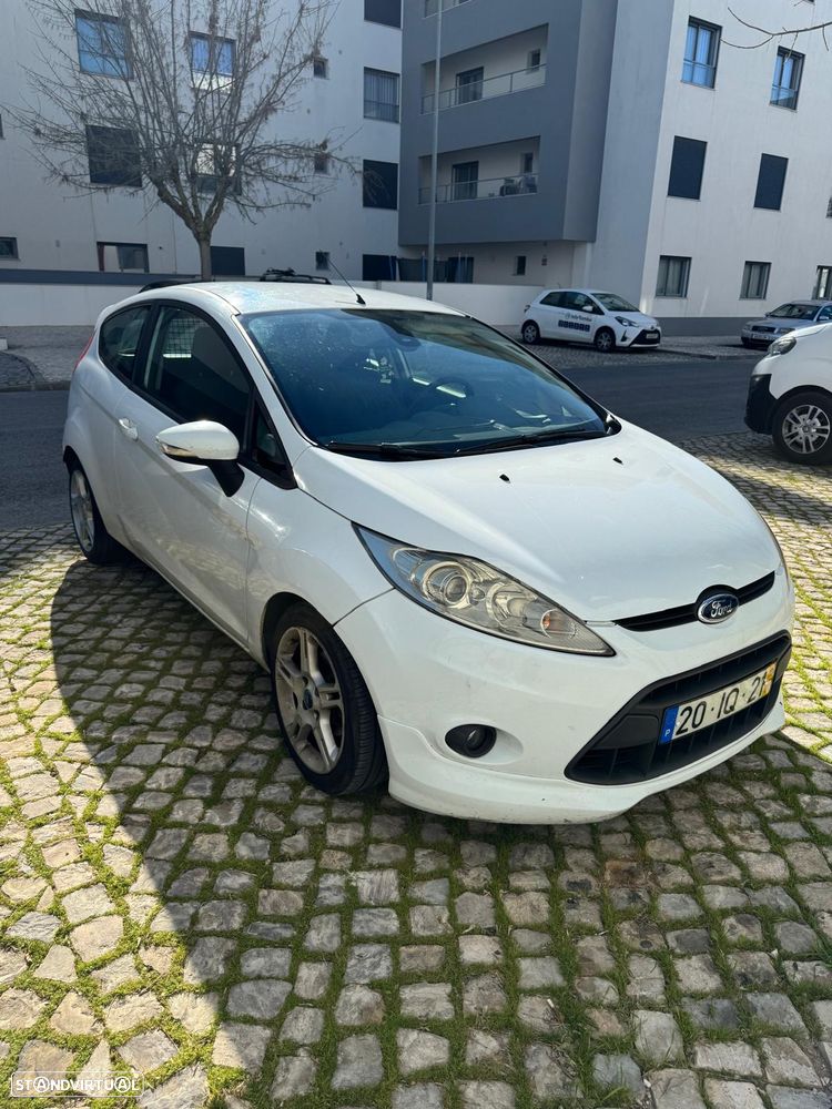 Ford Fiesta - 6