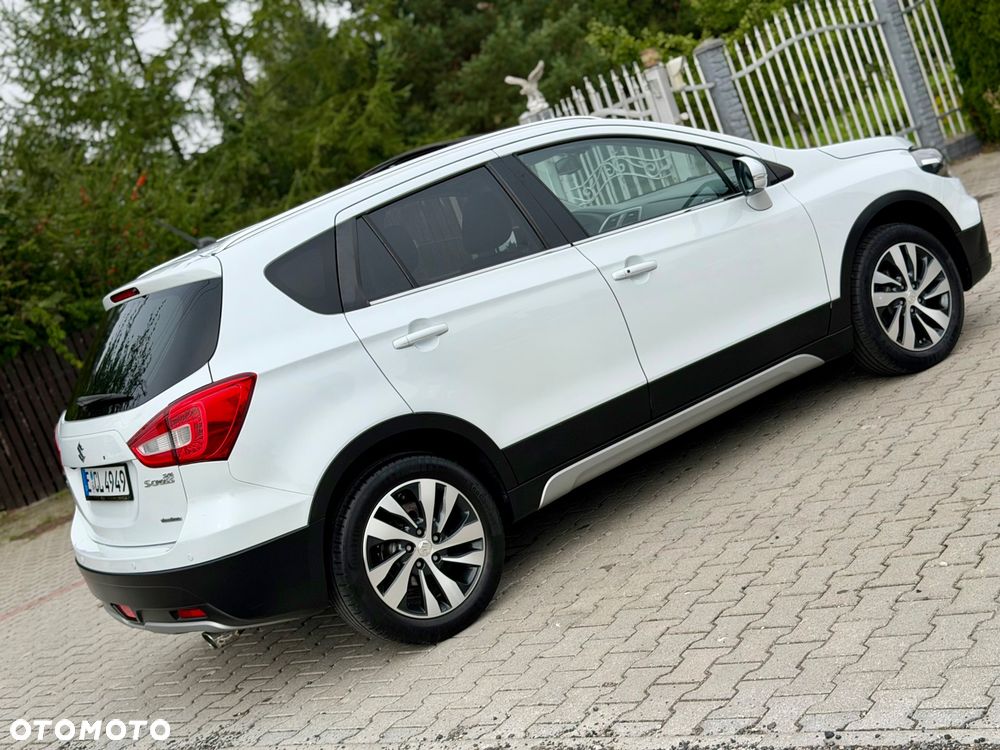 Suzuki SX4 S-Cross 1.4 T Premium 4WD - 30