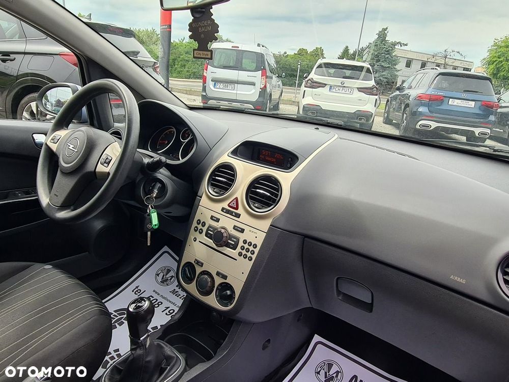 Opel Corsa 1.2 16V Edition - 16