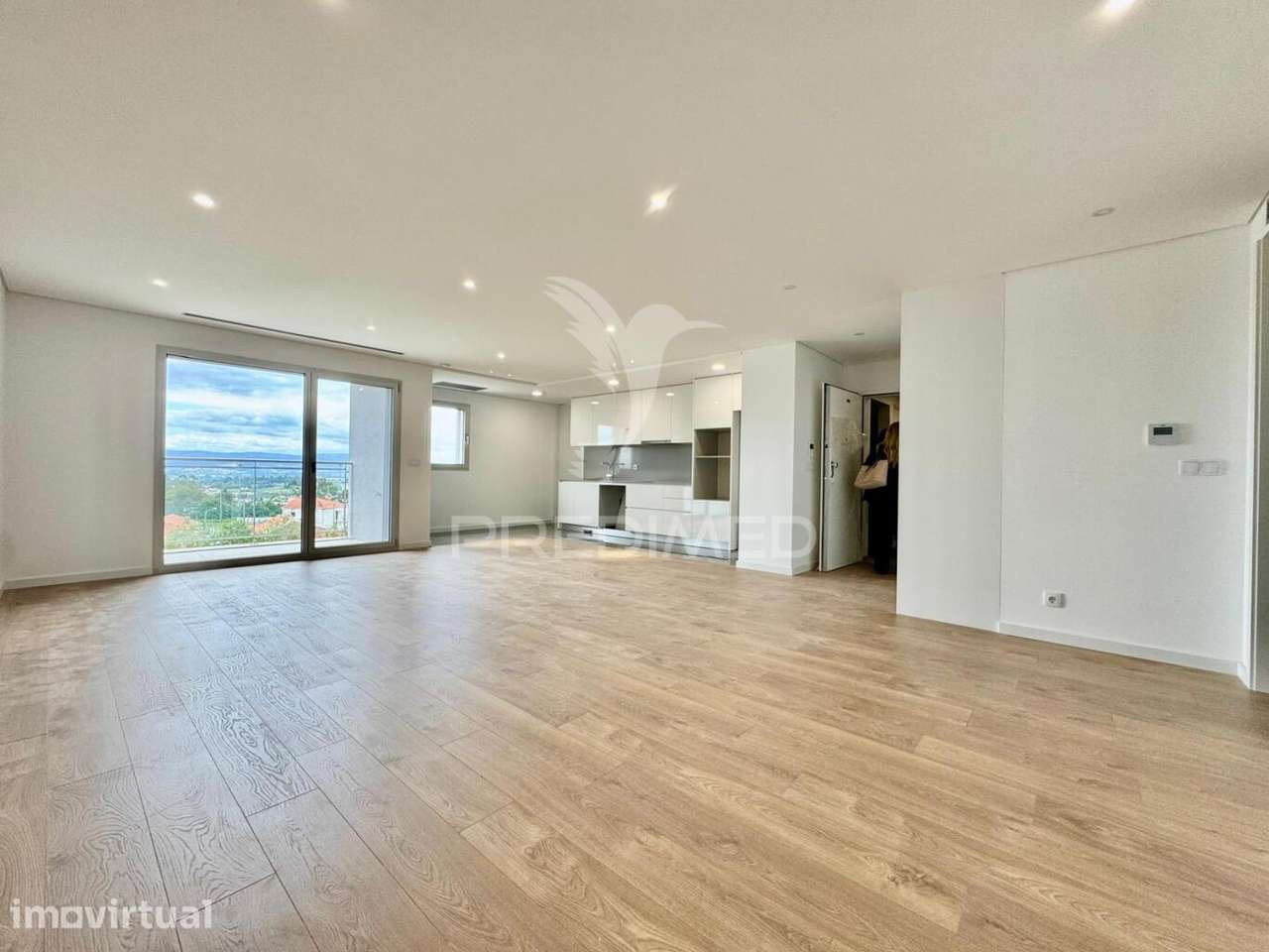 APARTAMENTO T2 NOVO - ANDORINHAS RESIDENCE BRAGA - Grande imagem: 2/35