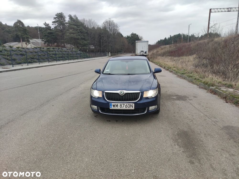Skoda Superb 1.8 TSI Comfort DSG - 2