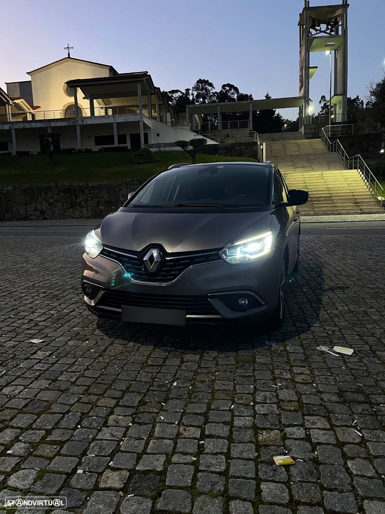 Renault Grand Scénic - 11