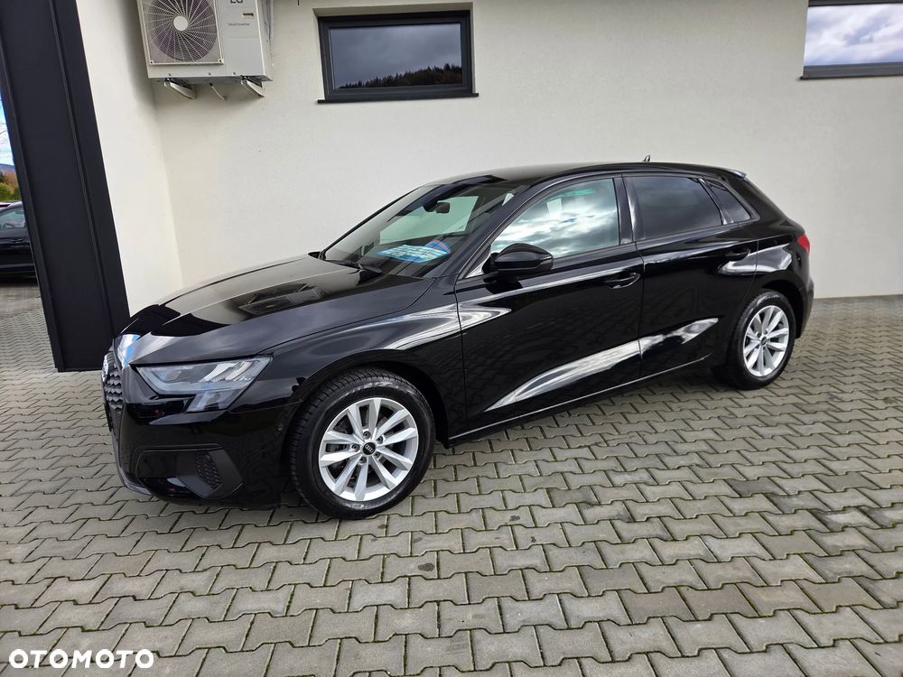 Audi A3 Sportback - 16