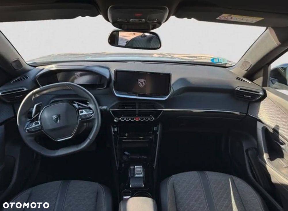 Peugeot 2008 - 10