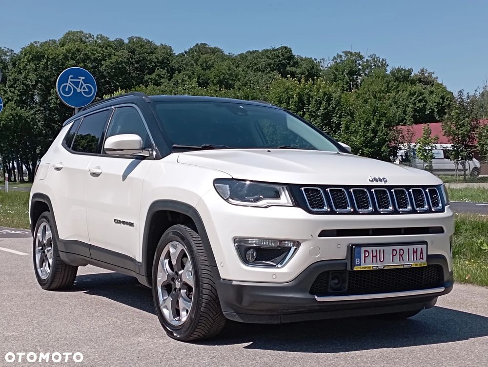 Jeep Compass - 12