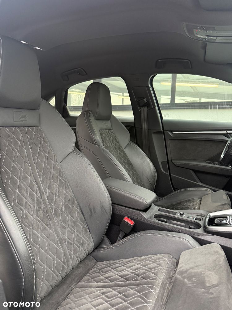 Audi S3 Limousine TFSI Quattro Edition One S tronic - 22