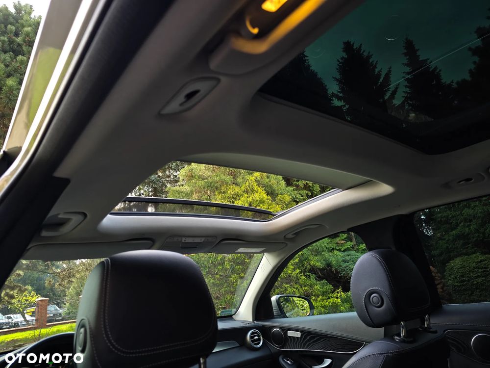 Mercedes-Benz GLC 300 4Matic 9G-TRONIC - 25