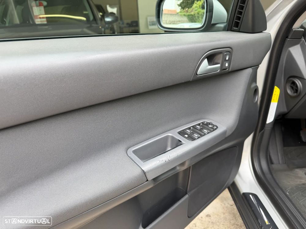 Volvo S40 2.0 D Nível 1 - 38