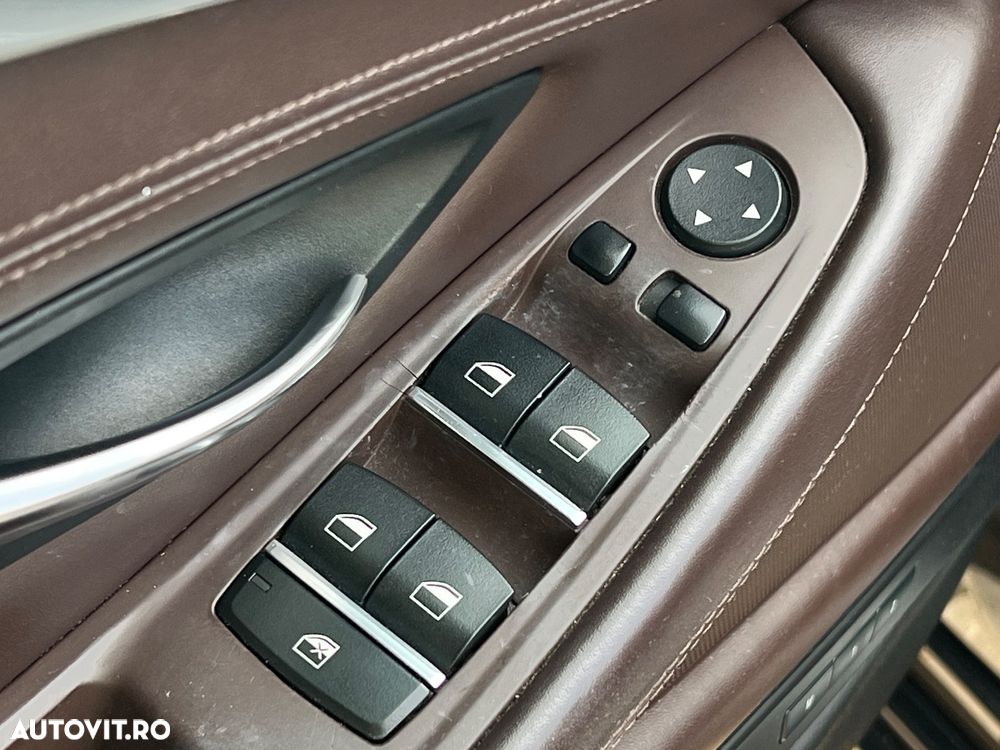 BMW Seria 5 520d xDrive Touring Aut. Luxury Line - 20
