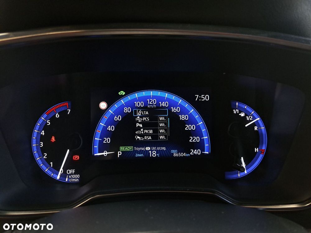 Toyota Corolla 1.8 Hybrid Comfort - 24