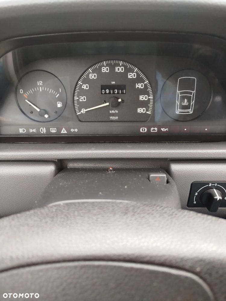 Fiat Uno 899 - 7