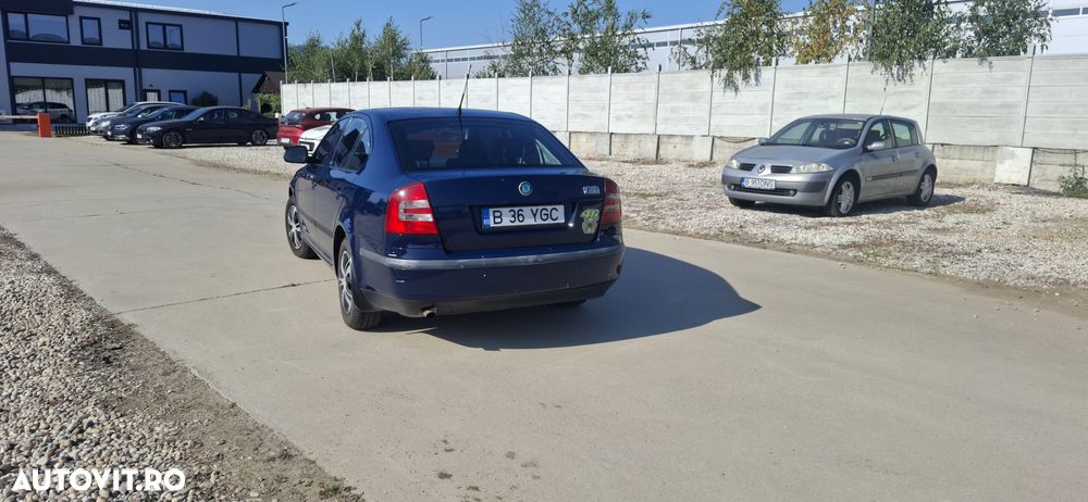 Skoda Octavia 1.4 - 10