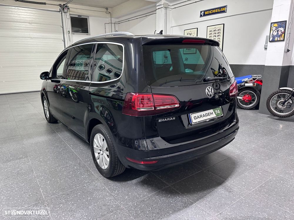 VW Sharan 2.0 TDI Blue Confortline - 32