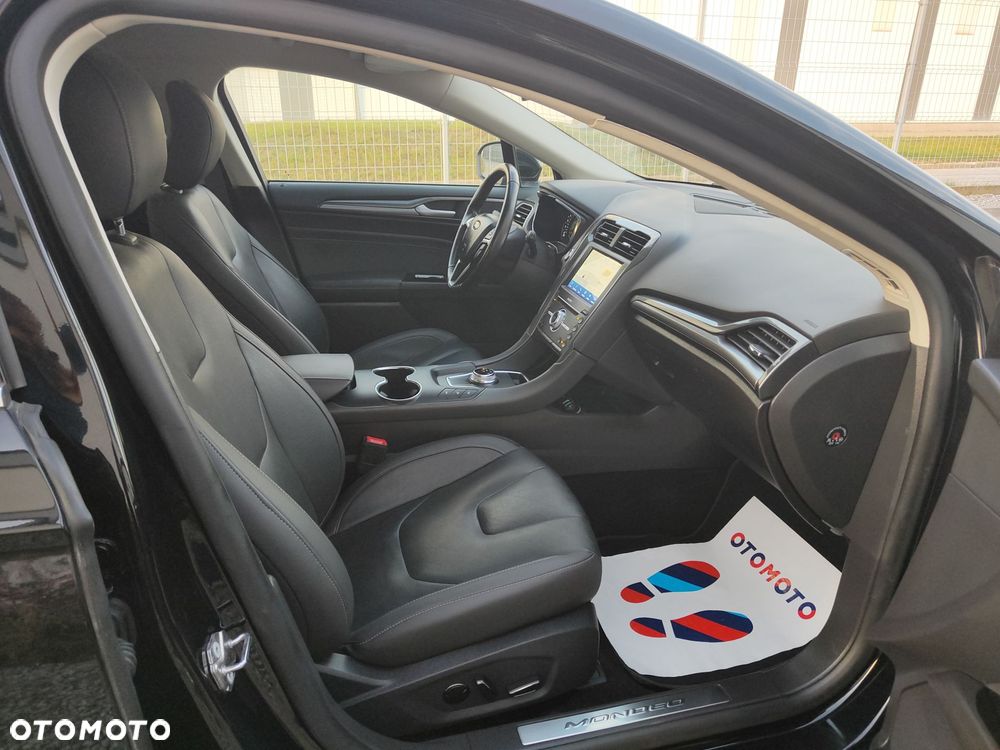 Ford Mondeo 2.0 EcoBlue Titanium - 12