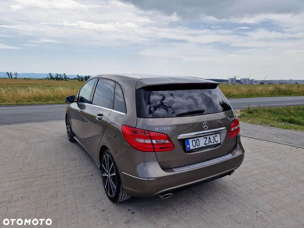 Mercedes-Benz Klasa B 200 CDI (BlueEFFICIENCY) 7G-DCT - 11