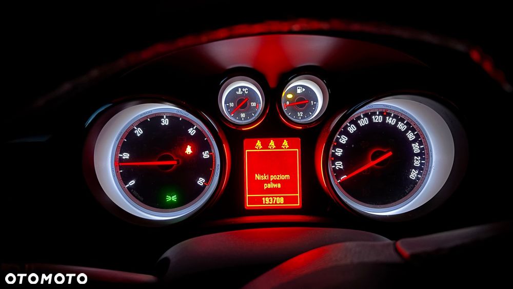 Opel Astra 1.7 CDTI - 26