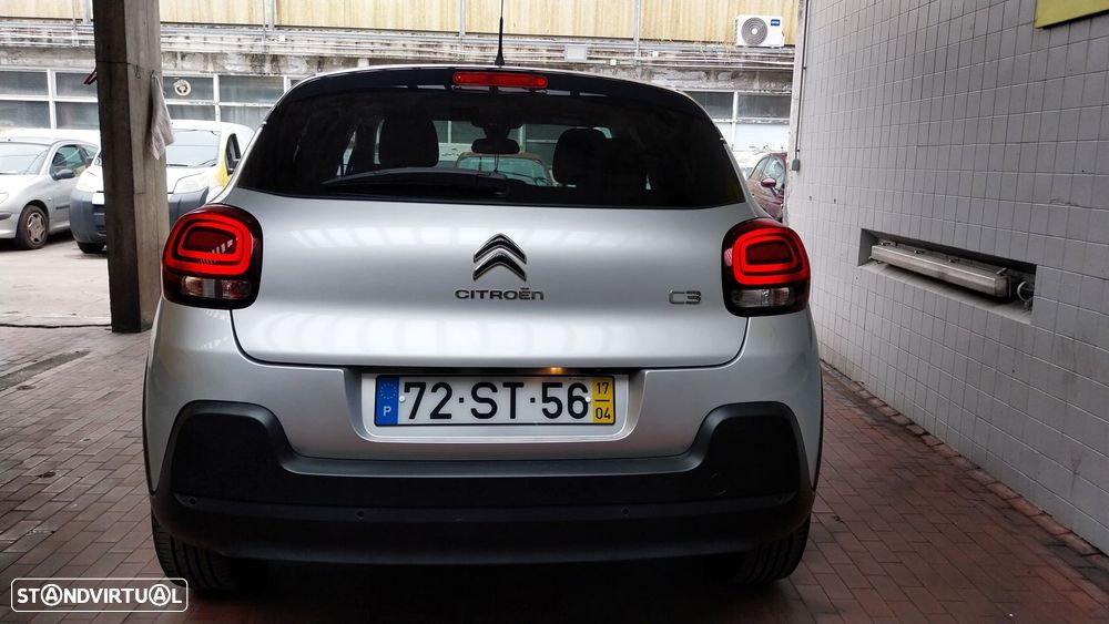 Citroën C3 1.2 PureTech Shine - 18
