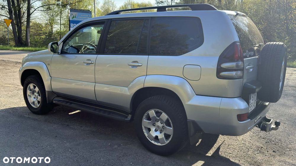 Toyota Land Cruiser - 13