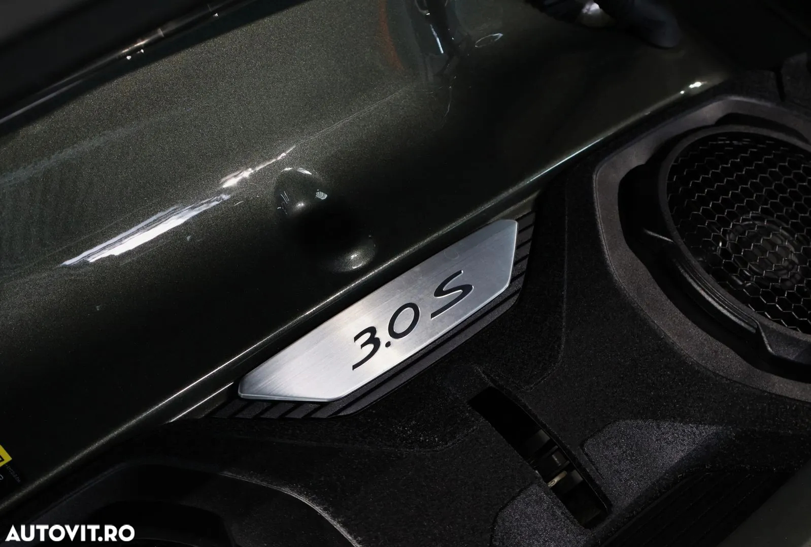 Porsche 911 Carrera 4S - 27