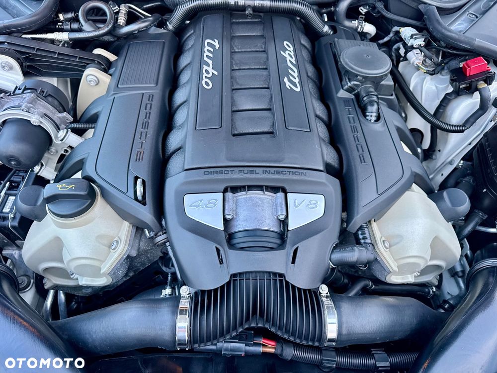 Porsche Panamera - 33