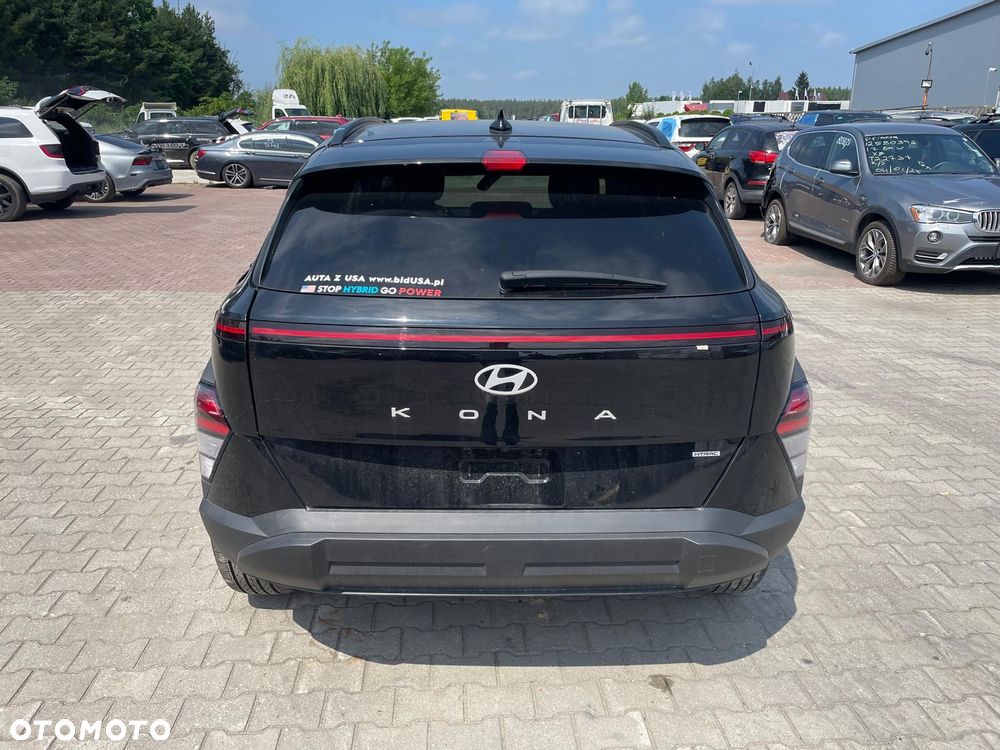 Hyundai Kona - 4