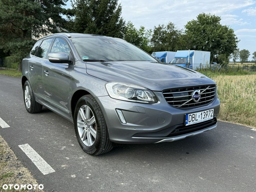 Volvo XC 60 D4 Geartronic Momentum Pro - 3