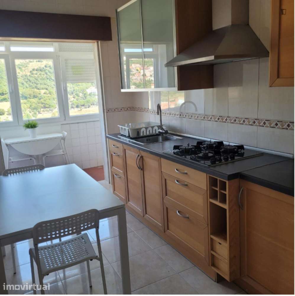 Quarto - localizado em Lisbon - Grande imagem: 5/6