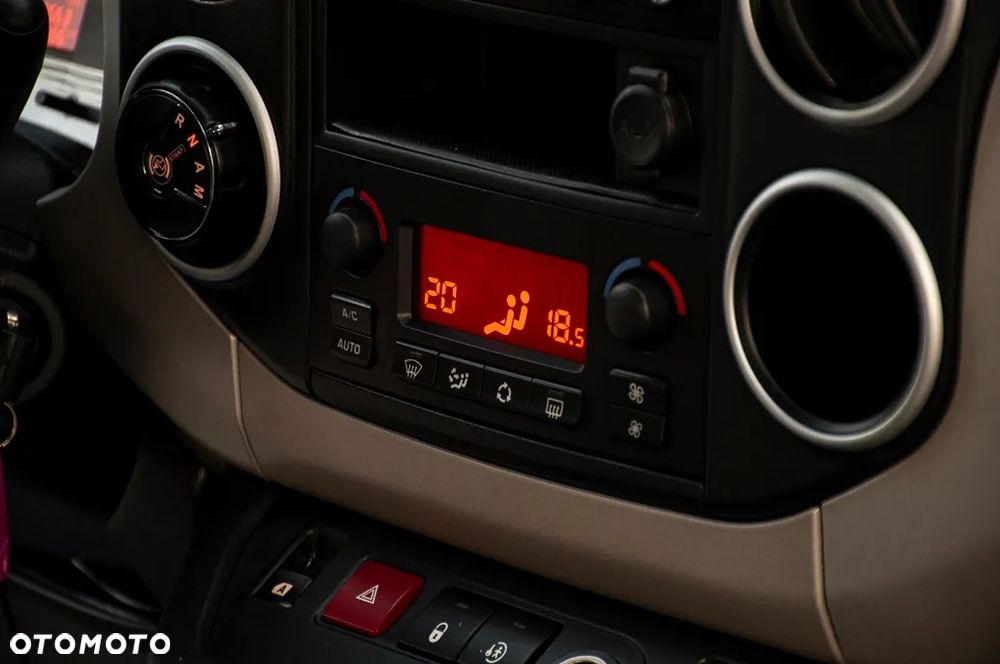 Peugeot Partner - 17