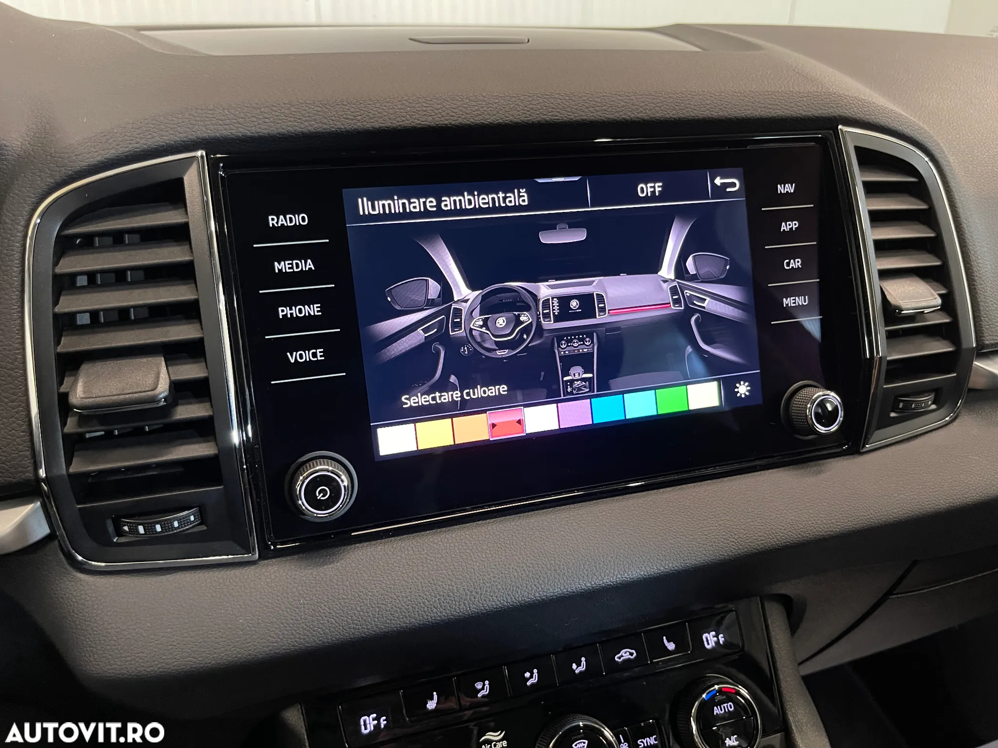 Skoda Karoq 1.6 TDI DSG Ambition - 19